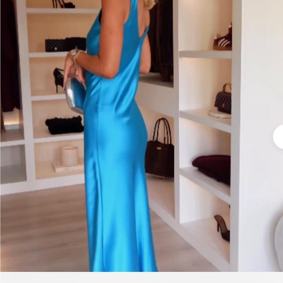 Zara Vibrant Blue Midi Dress - Picture 3 of 3